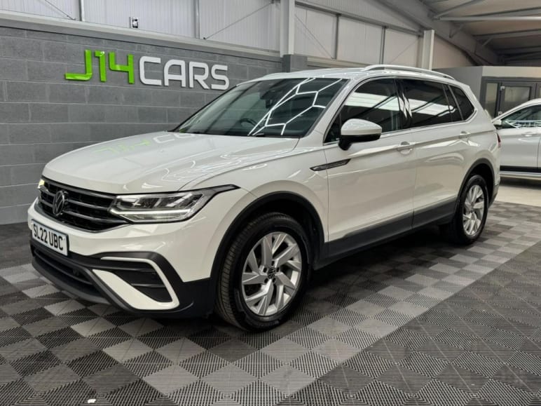 VOLKSWAGEN TIGUAN ALLSPACE