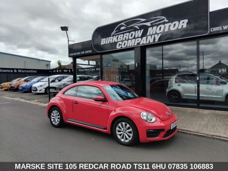 VOLKSWAGEN BEETLE