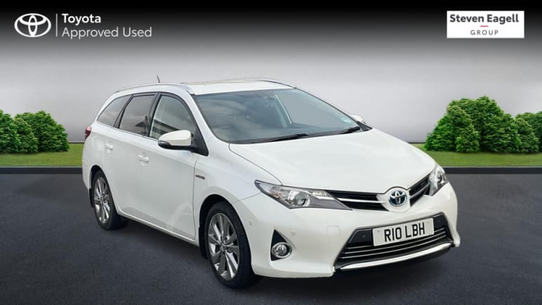 TOYOTA AURIS