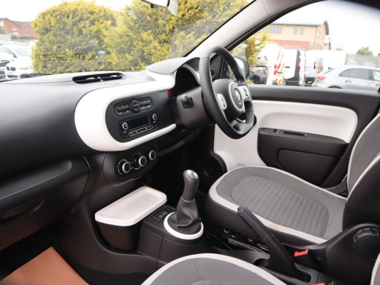 1.0 SCe Play Hatchback 5dr Petrol Manual Euro 6 (7