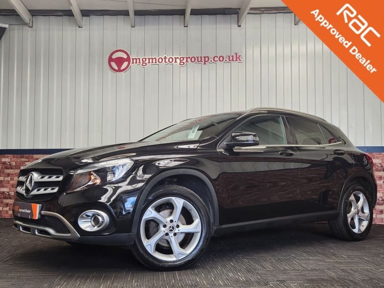 MERCEDES-BENZ GLA