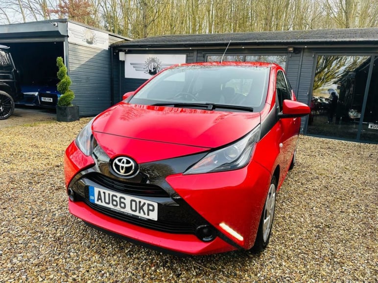TOYOTA AYGO