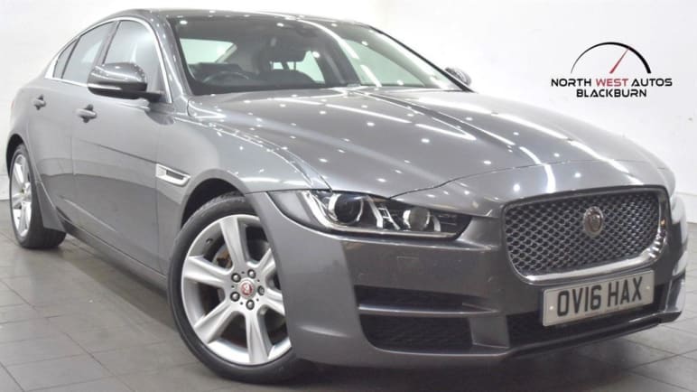 JAGUAR XE