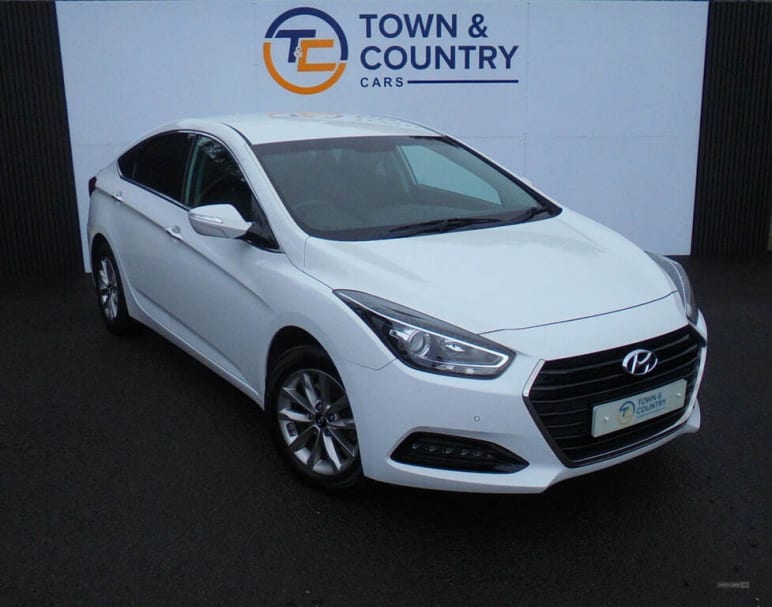HYUNDAI I40