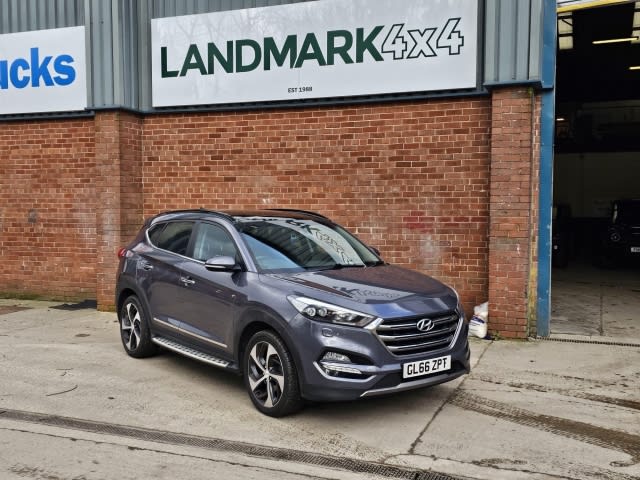 HYUNDAI TUCSON