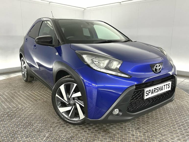 TOYOTA AYGO X