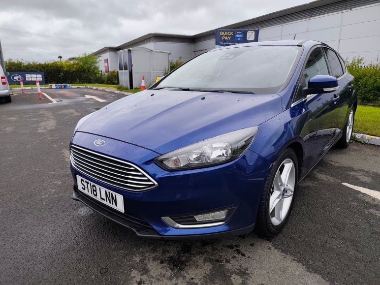 FORD FOCUS