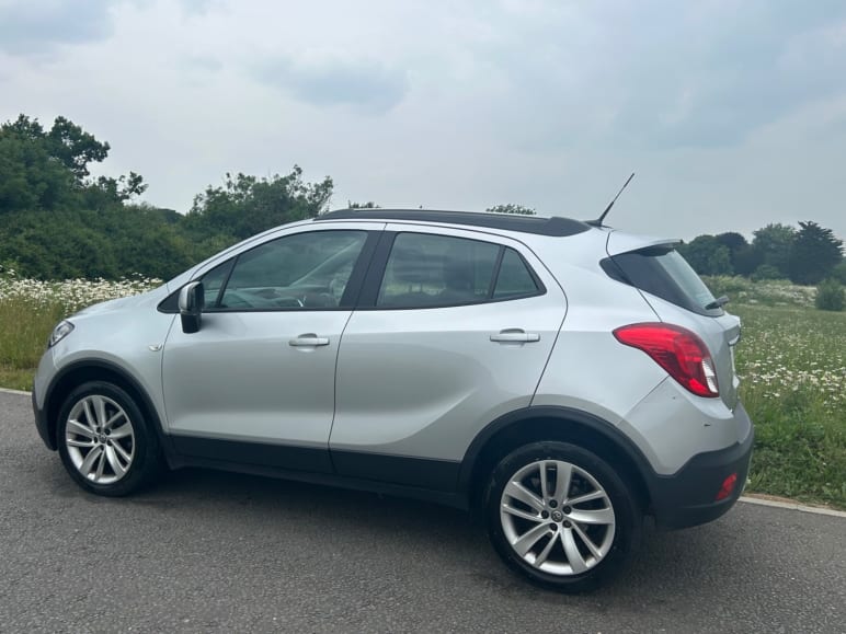 VAUXHALL MOKKA
