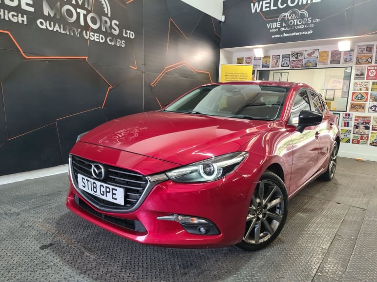 MAZDA 3