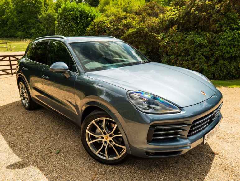 PORSCHE CAYENNE