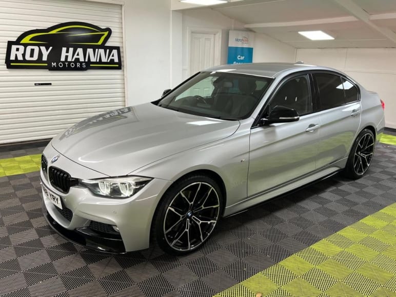BMW 3 SERIES