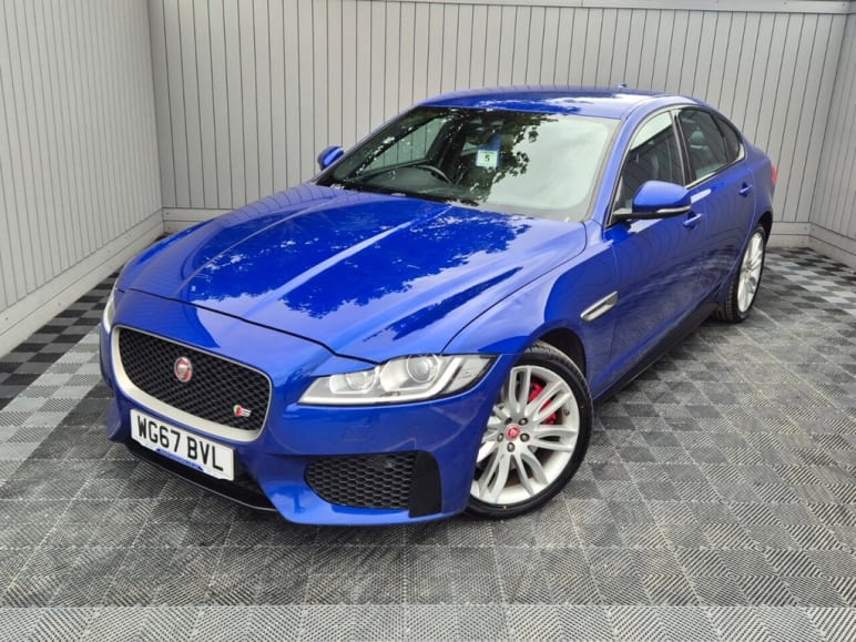 JAGUAR XF