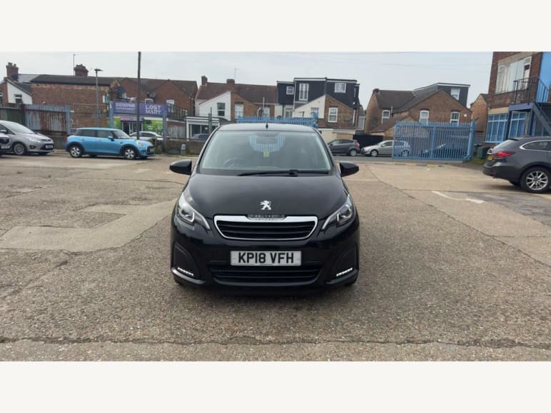 PEUGEOT 108