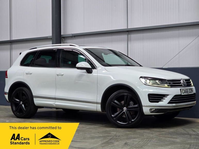 VOLKSWAGEN TOUAREG