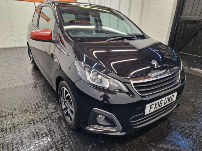 PEUGEOT 108