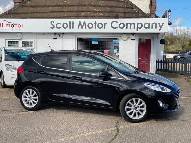 FORD FIESTA