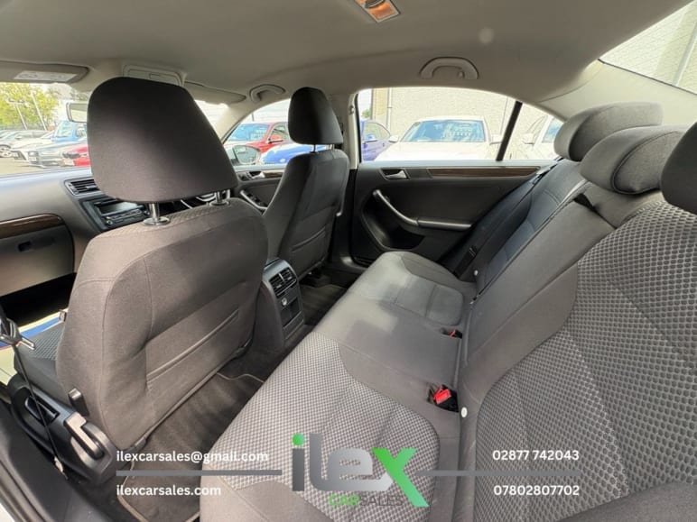 2.0 TDI BlueMotion Tech SE Saloon 4dr Diesel DSG E