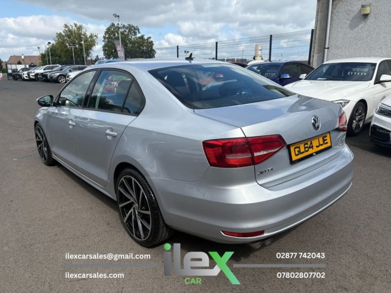 2.0 TDI BlueMotion Tech SE Saloon 4dr Diesel DSG E