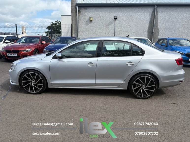 2.0 TDI BlueMotion Tech SE Saloon 4dr Diesel DSG E