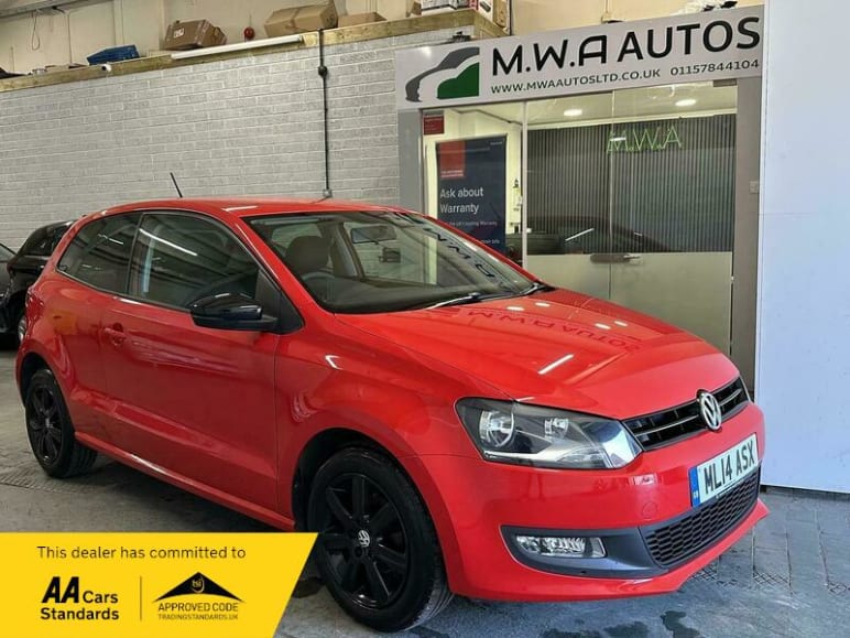 VOLKSWAGEN POLO