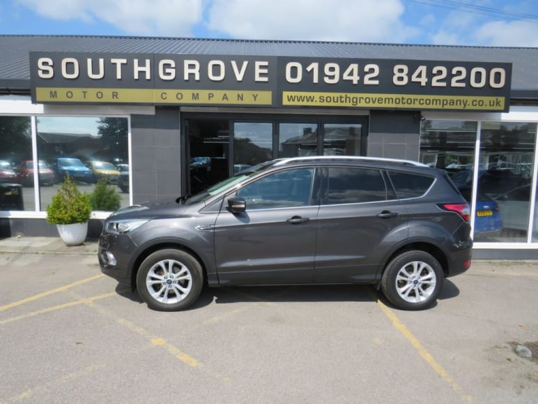 FORD KUGA