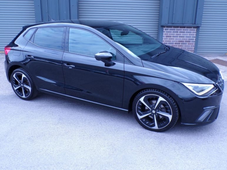 SEAT IBIZA