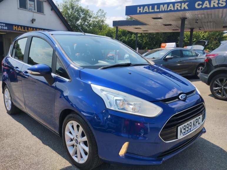 1.0T EcoBoost Titanium Navigator Euro 6 5dr