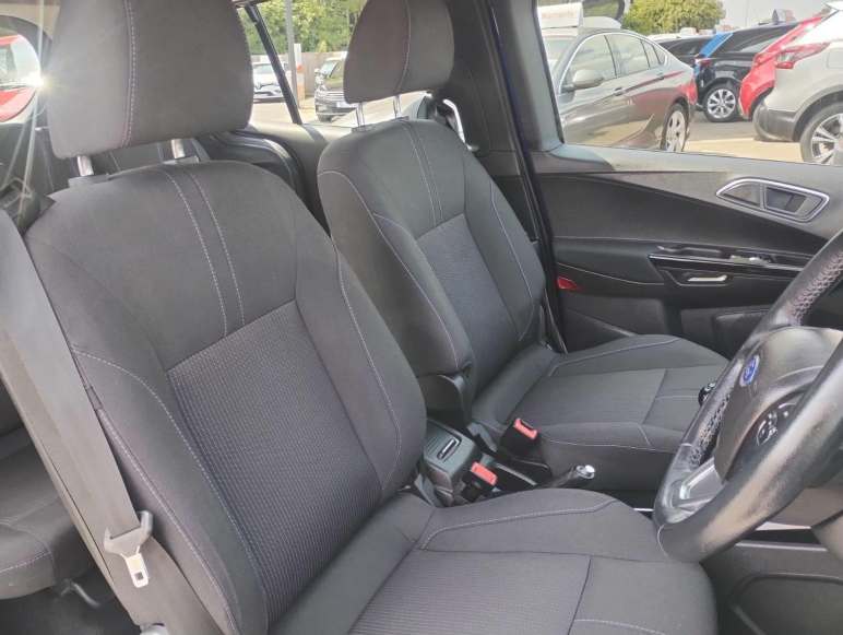 1.0T EcoBoost Titanium Navigator Euro 6 5dr