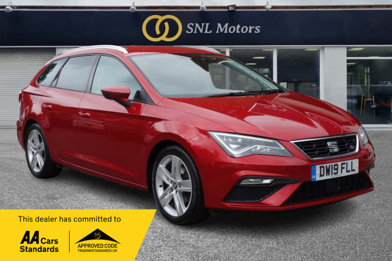 SEAT LEON