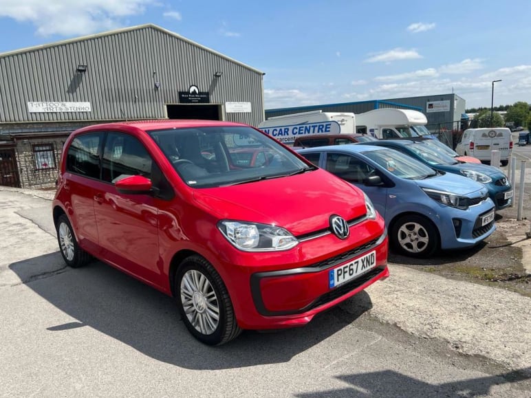 VOLKSWAGEN UP