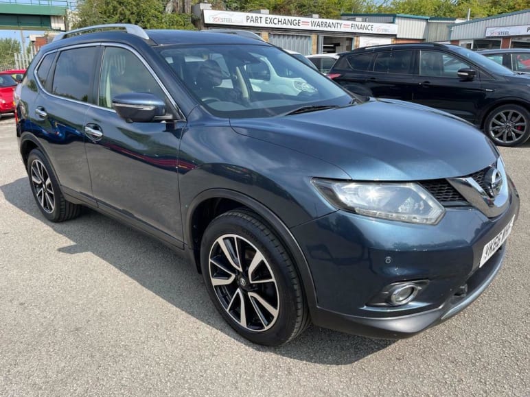 NISSAN X-TRAIL