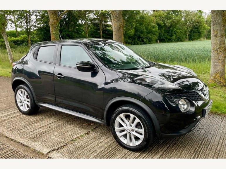 NISSAN JUKE