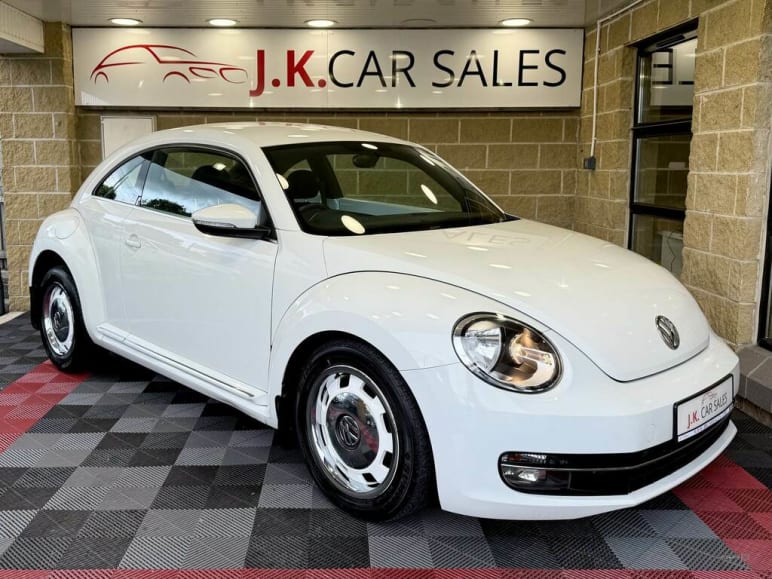VOLKSWAGEN BEETLE