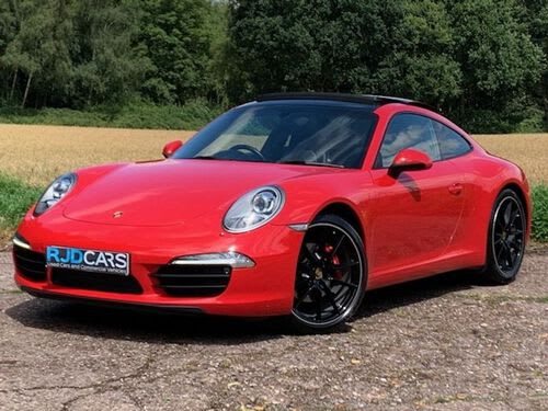 PORSCHE 911