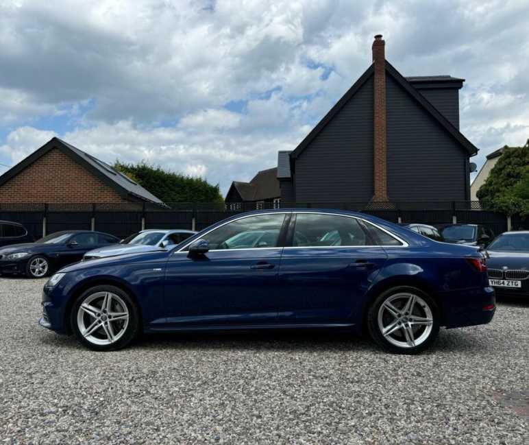 AUDI A4