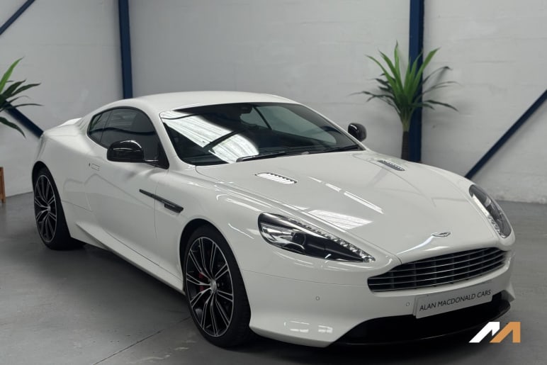ASTON MARTIN DB9
