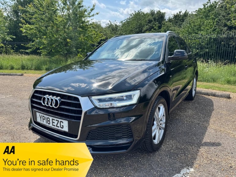 AUDI Q3