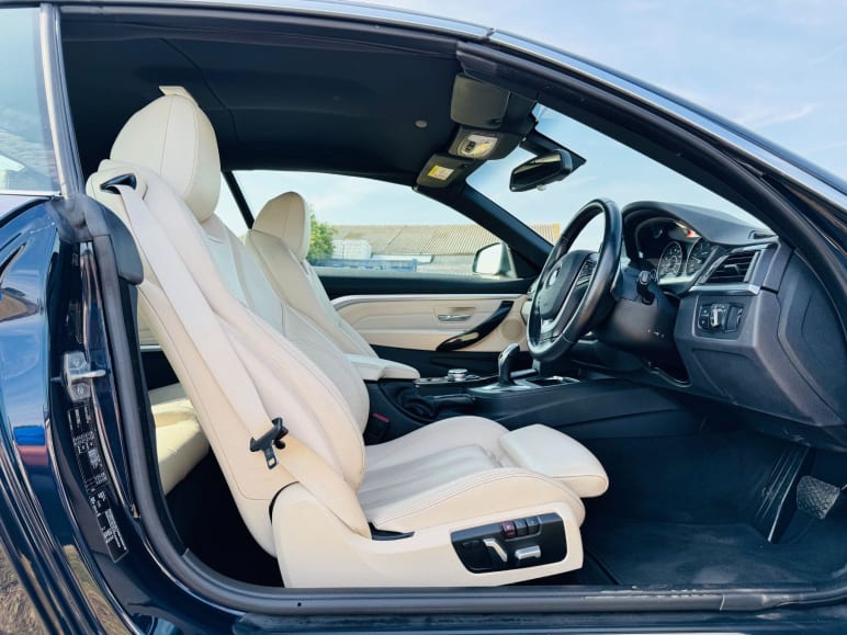 BMW 4 SERIES