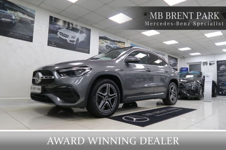 MERCEDES-BENZ GLA