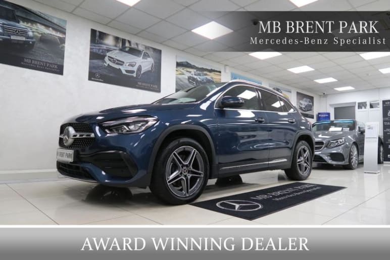 MERCEDES-BENZ GLA
