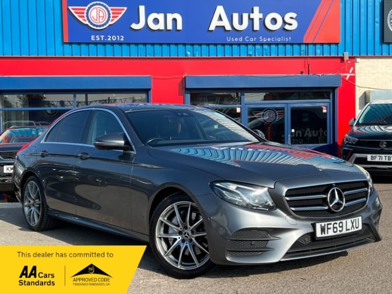 MERCEDES-BENZ E CLASS