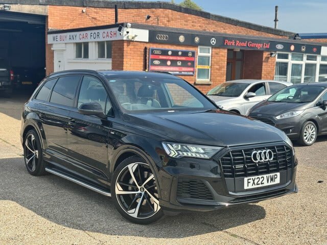 AUDI Q7