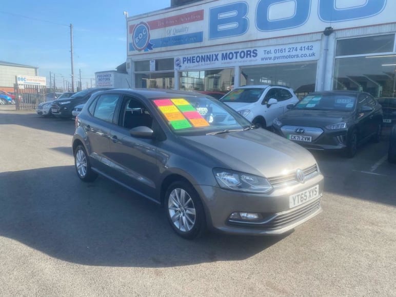 VOLKSWAGEN POLO