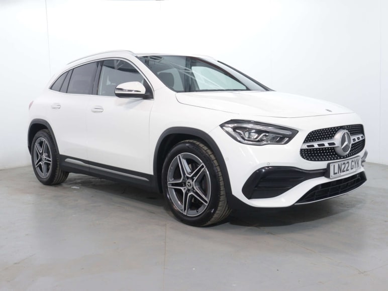 MERCEDES-BENZ GLA