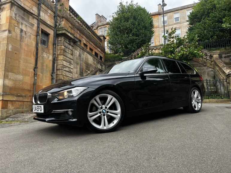 BMW 3 SERIES