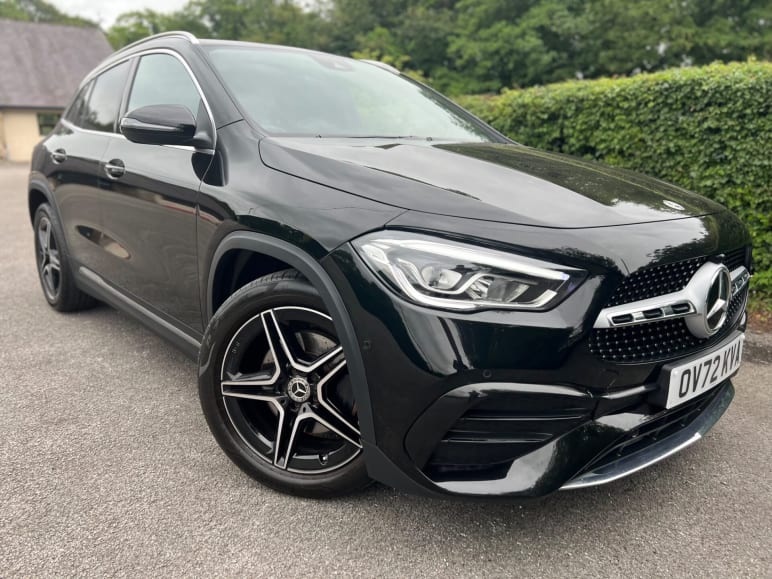 MERCEDES-BENZ GLA