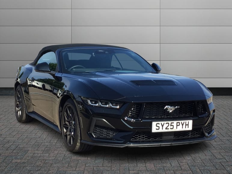 FORD MUSTANG