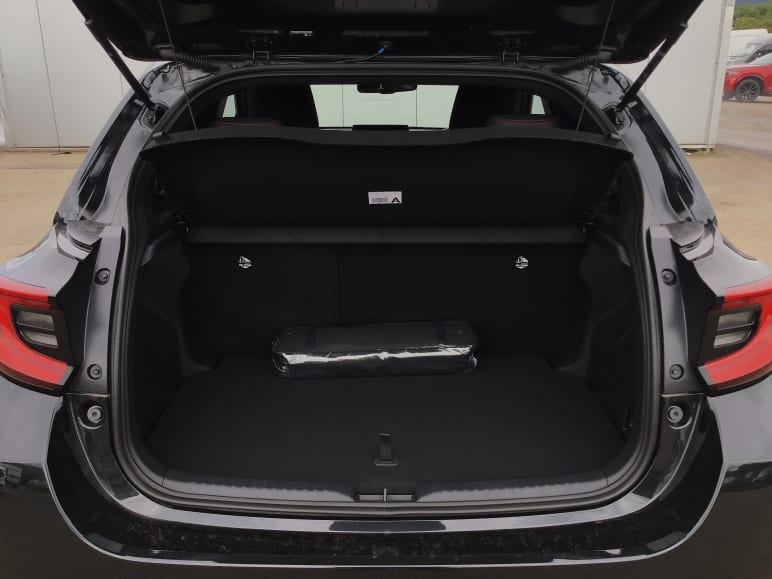 Hatchback GR Sport