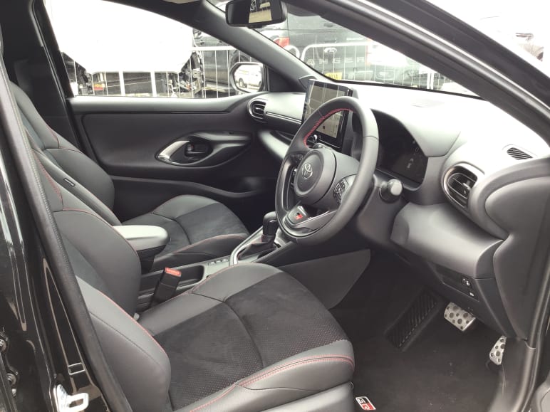 Hatchback GR Sport