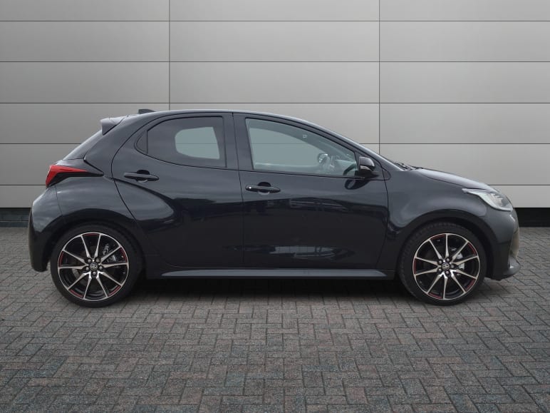 Hatchback GR Sport